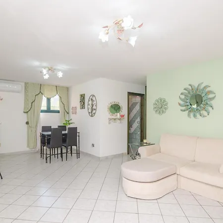 La Casa Di Piera Tamarispa